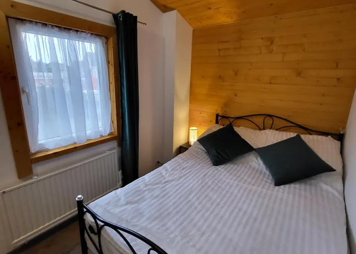 Stronski Domek Chalet *